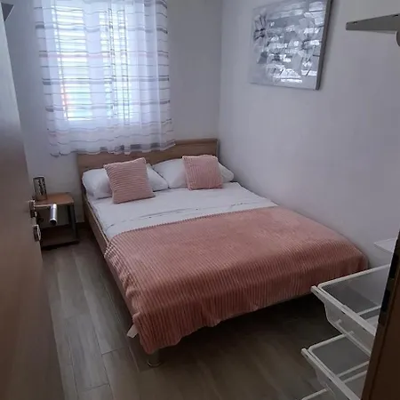 Apartman Tonka *