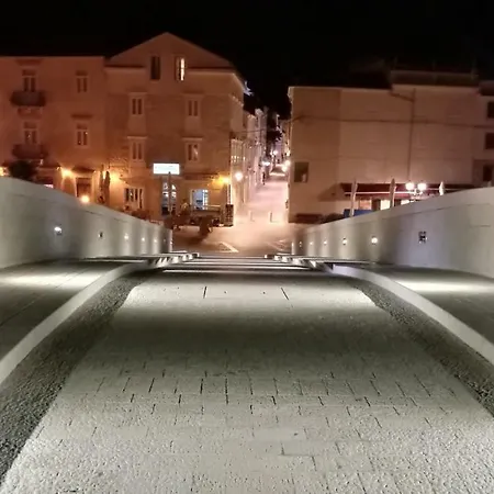 Tonka * Pag Town
