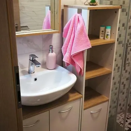 Tonka Apartment