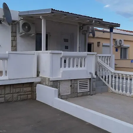 Tonka Apartamento Pag Town
